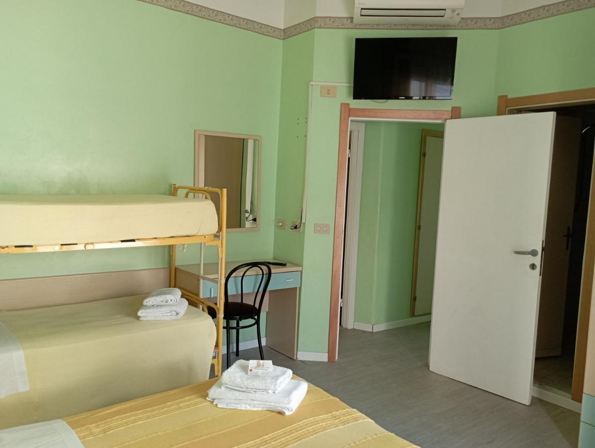 Hotel Raul Риччоне Экстерьер фото