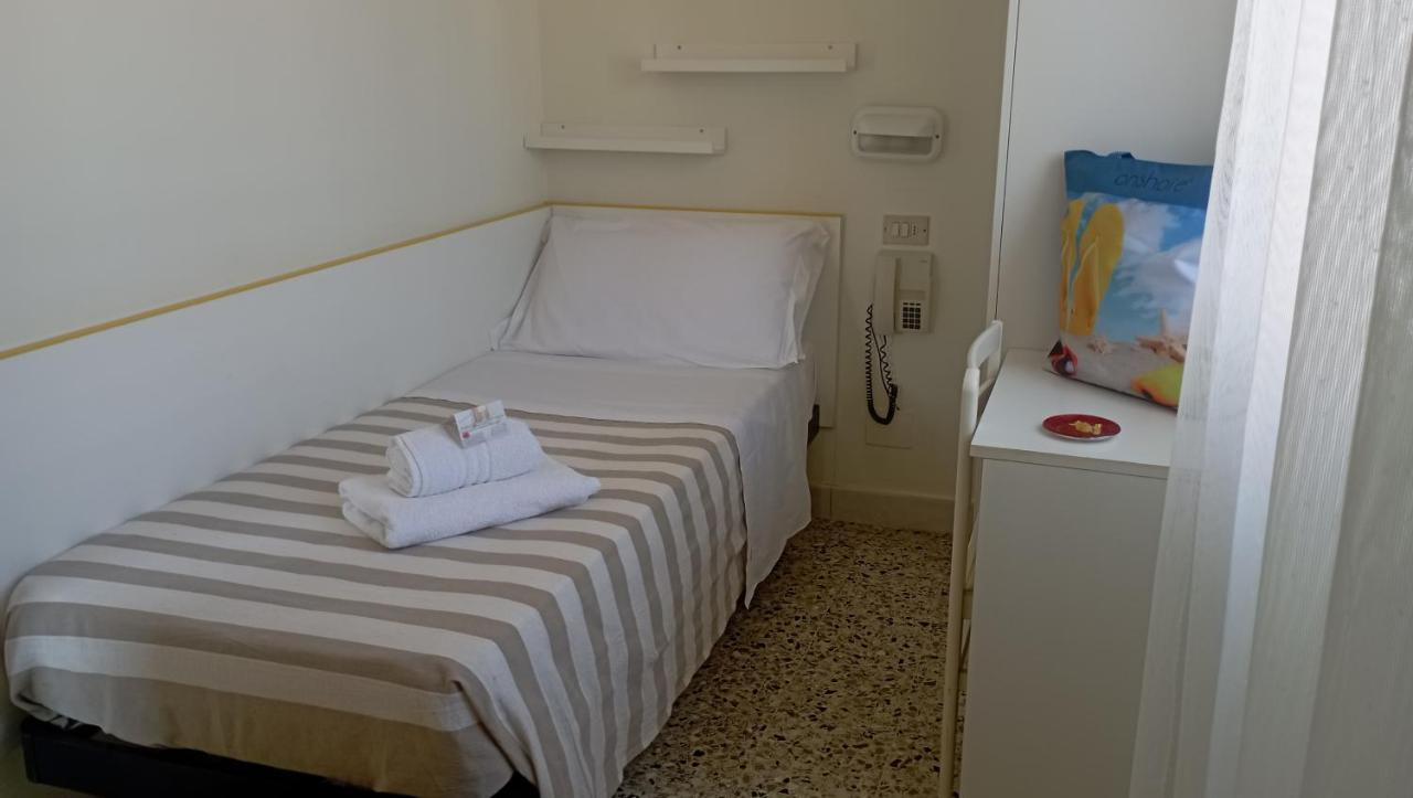 Hotel Raul Риччоне Экстерьер фото